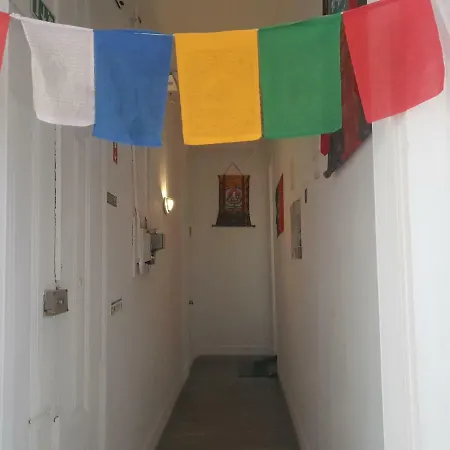 Shangri-la Hostel