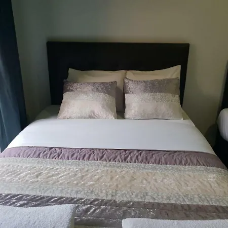 Hostel Shangri-la