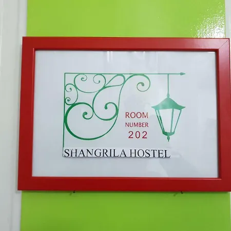 Shangri-la * Lissabon