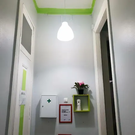 Shangri-la Hostel
