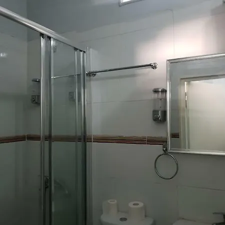 旅馆 香格里拉旅舍 *